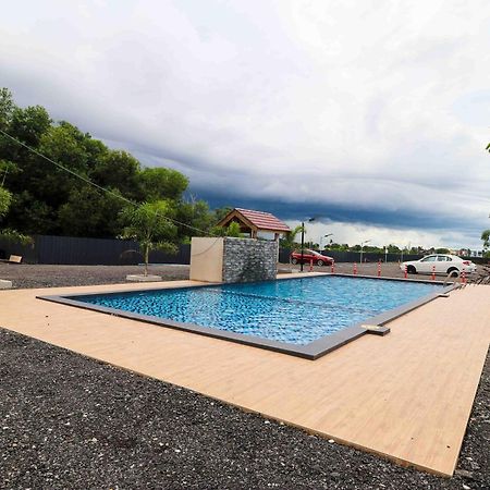 Am Transit Inn, Kuala Terengganu Ngoại thất bức ảnh
