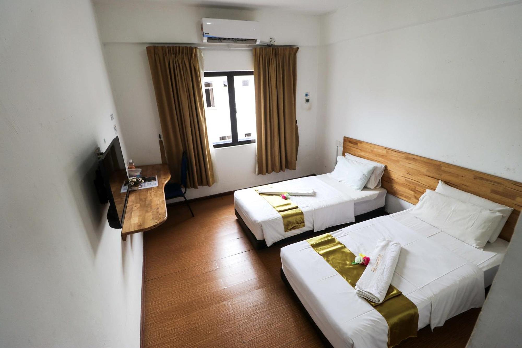 Am Transit Inn, Kuala Terengganu Ngoại thất bức ảnh