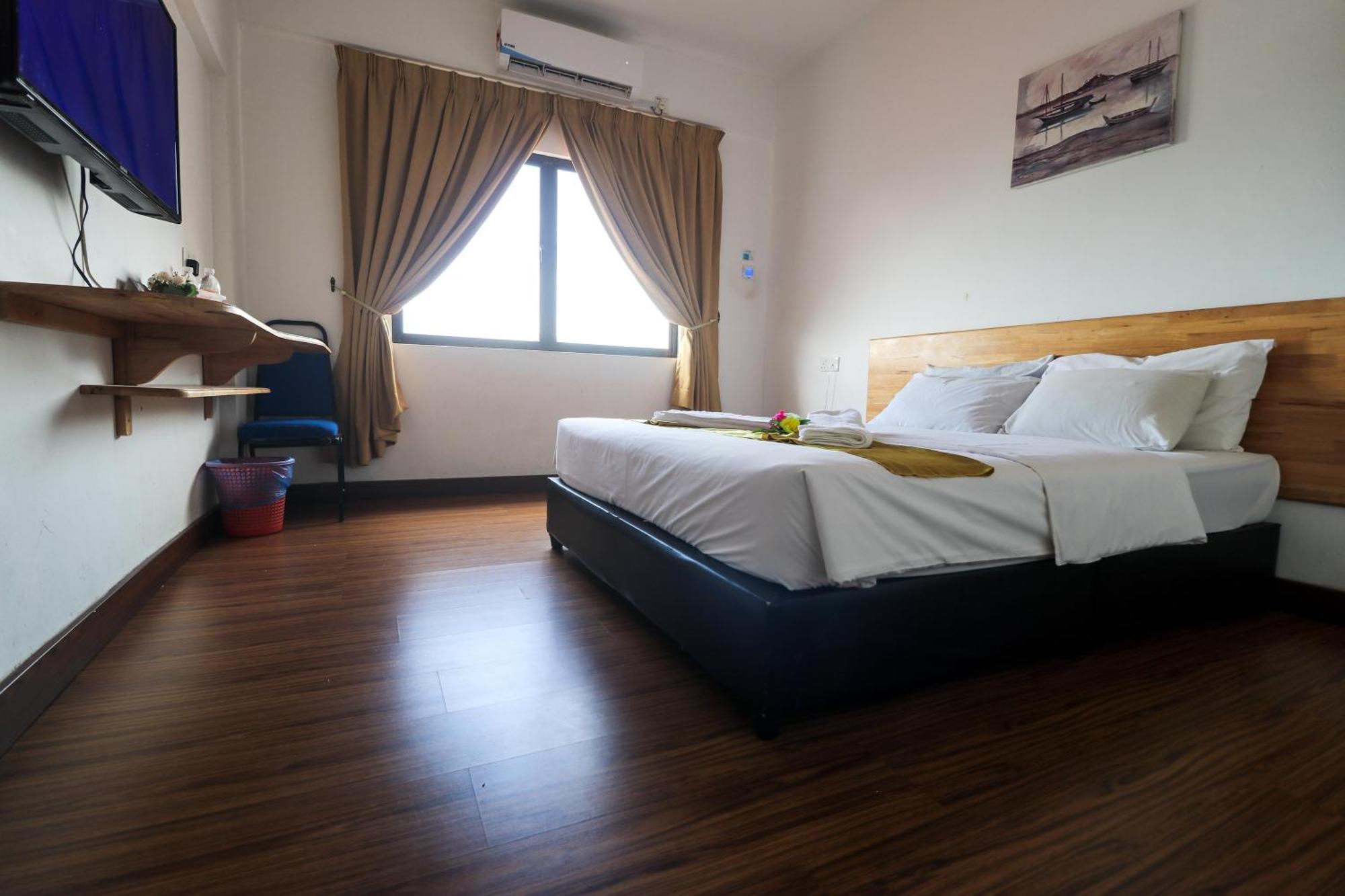 Am Transit Inn, Kuala Terengganu Ngoại thất bức ảnh