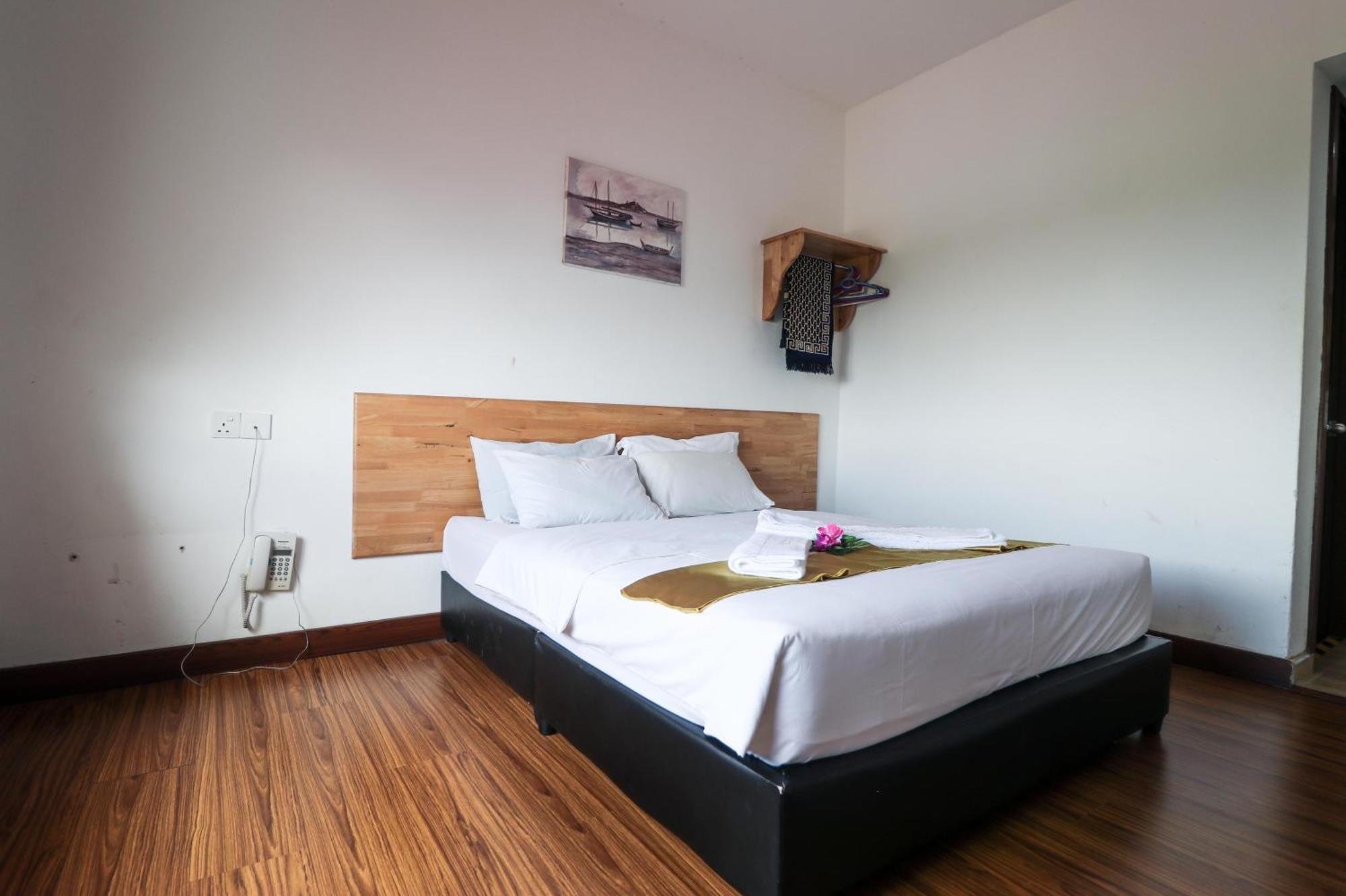Am Transit Inn, Kuala Terengganu Ngoại thất bức ảnh