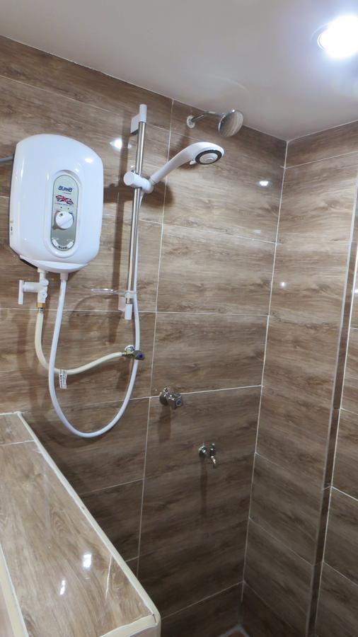 Am Transit Inn, Kuala Terengganu Ngoại thất bức ảnh