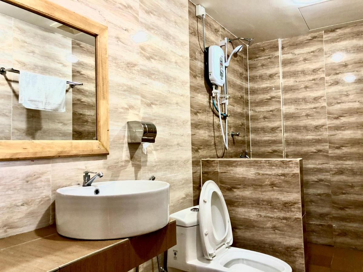 Am Transit Inn, Kuala Terengganu Ngoại thất bức ảnh